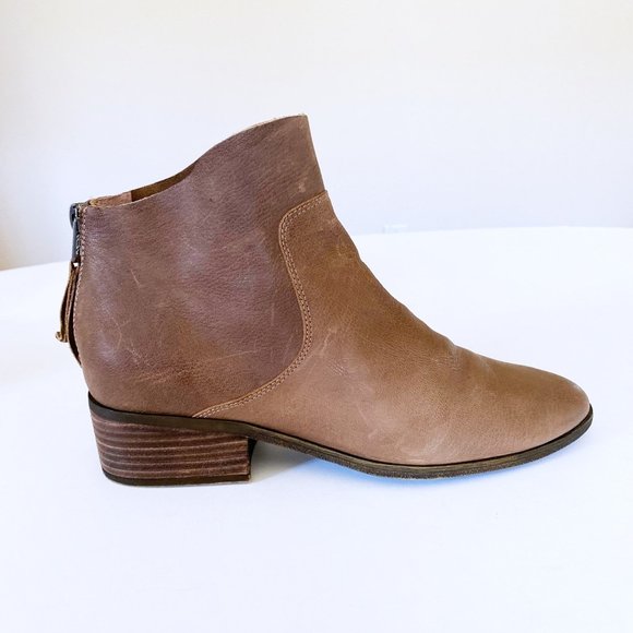Lucky Brand Soft Leather Zip Ankle Booties 8.5 - Picture 3 of 9